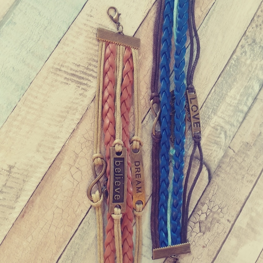 2 bracelets